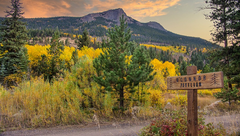 colorado micro wedding and elopement location in the fall