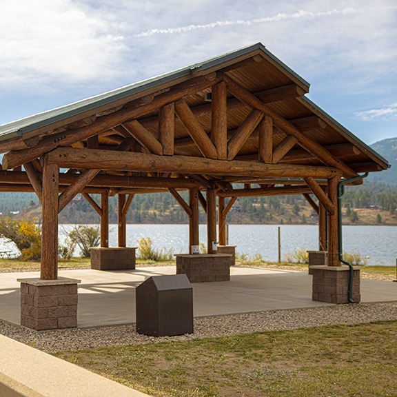 shelter overlooks estes park lake for weddings