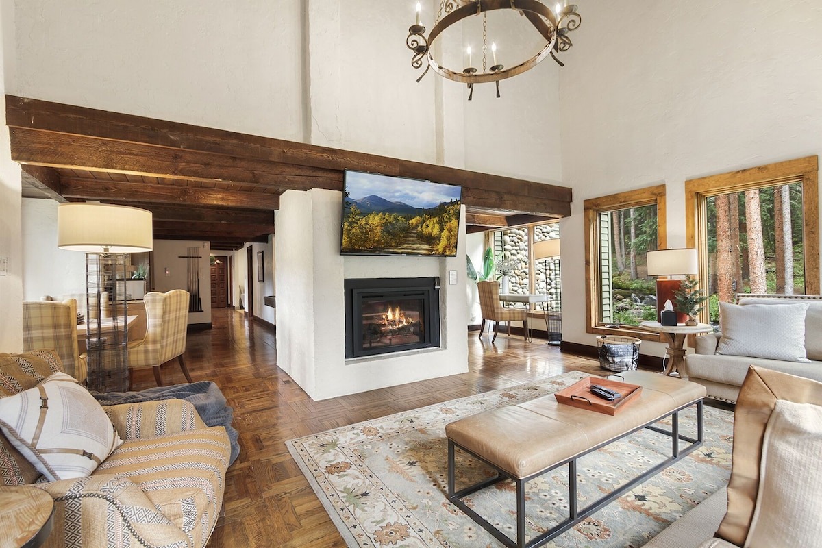 inside living room view at colorado vrbo micro wedding and elopement venue