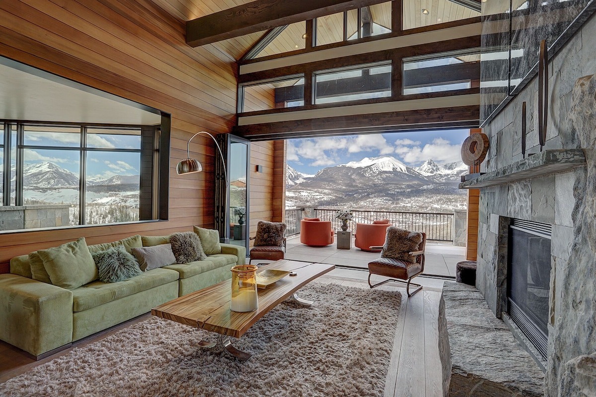 living room with opeing walls at colorado vrbo micro wedding and elopement venue