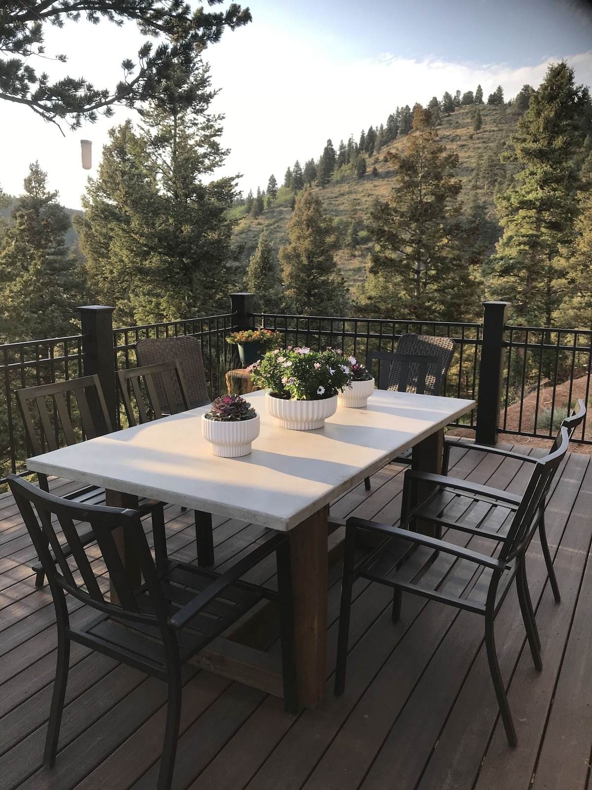 colorado vrbo micro wedding + elopement venue - deck with table set up