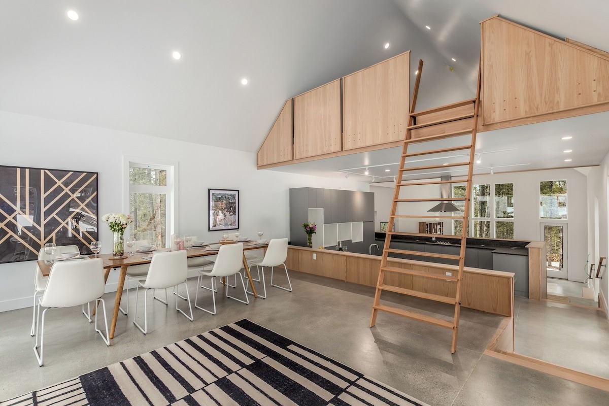 view of living room and loft at colorado vrbo micro wedding and elopement venue 