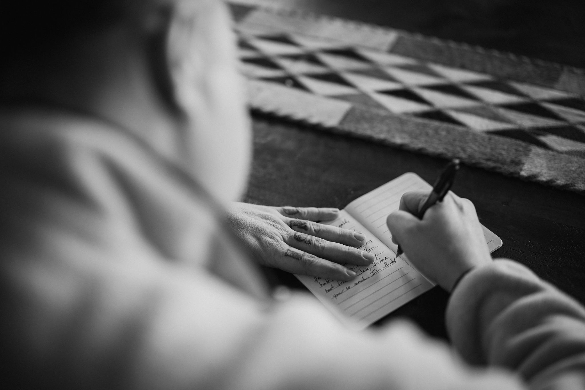 groom writes wedding vows for colorado adventure elopement.