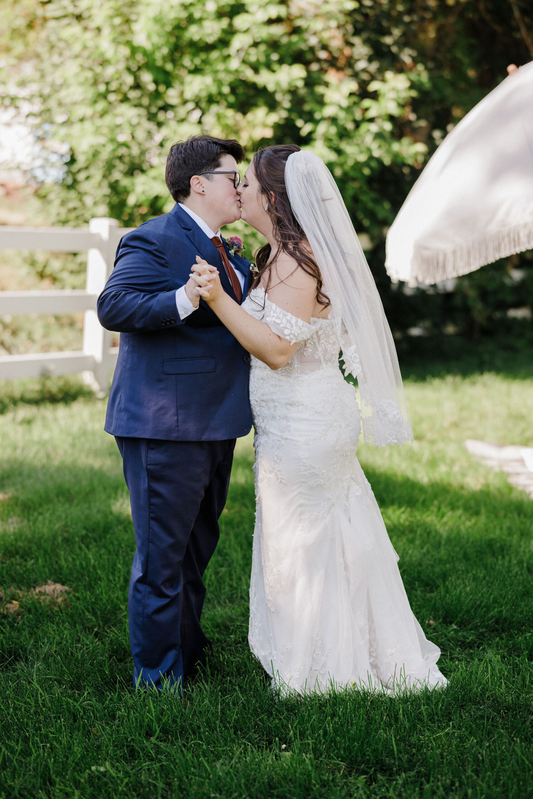 two brides share their first dance