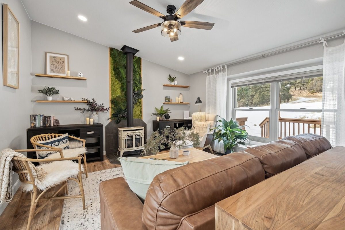 colorado vrbo used for forest micro weddings and elopements - view of living room